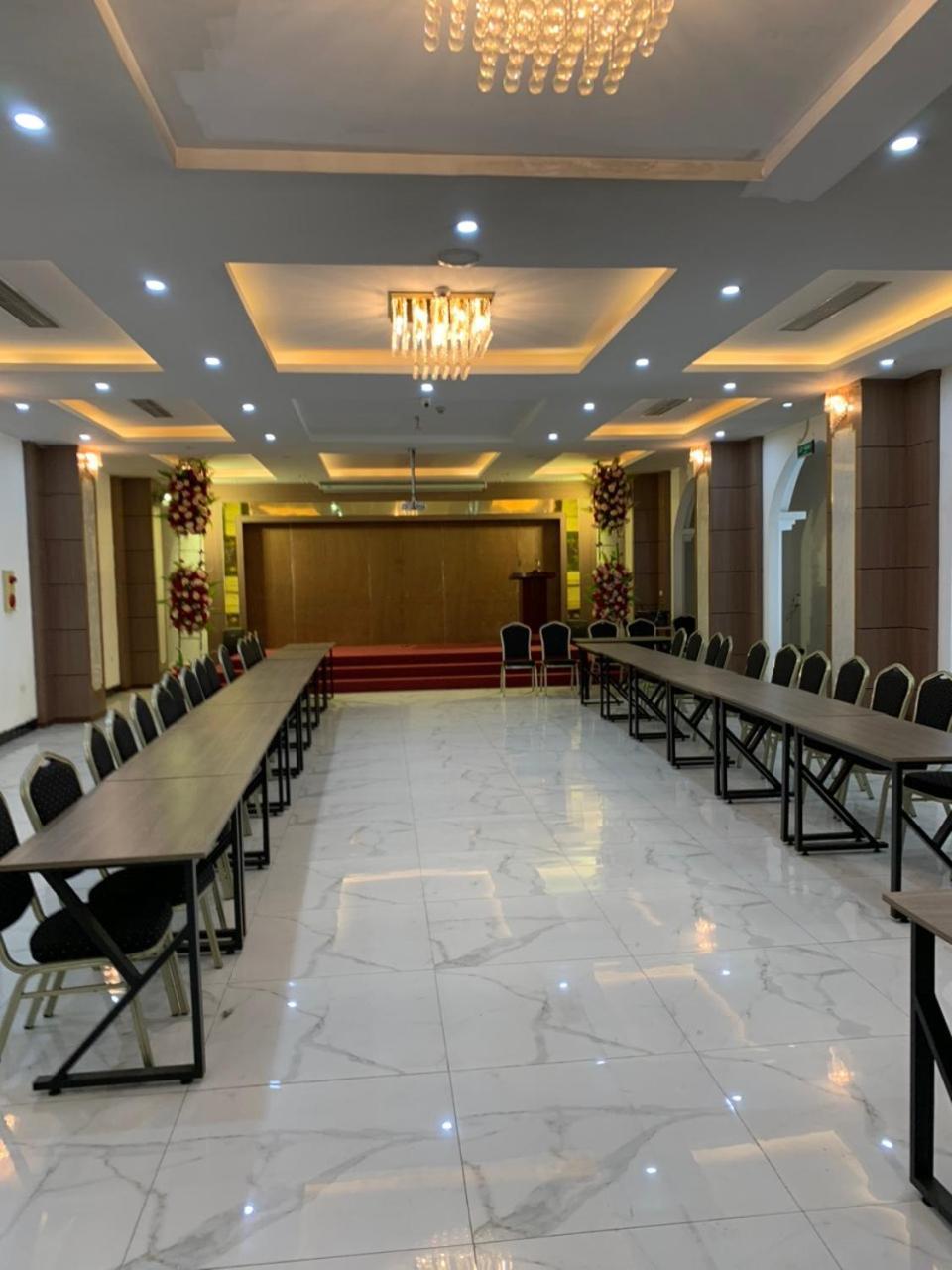 Hoa Hong Hotel Son La Buitenkant foto
