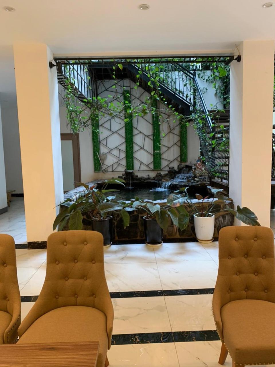 Hoa Hong Hotel Son La Buitenkant foto