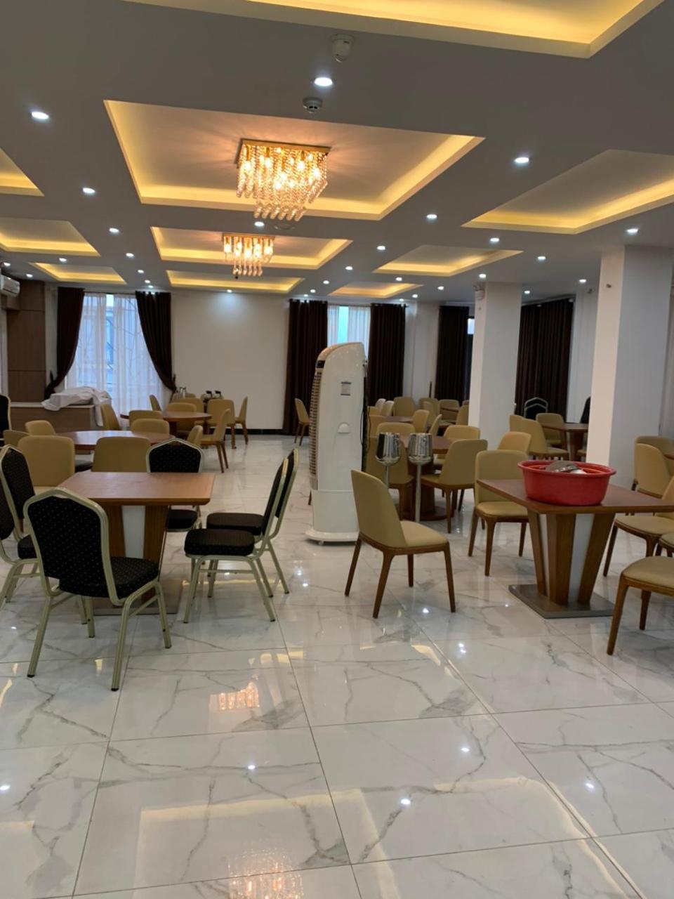 Hoa Hong Hotel Son La Buitenkant foto
